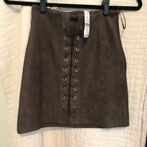 NWT LF Seek the label olive khaki suede skirt S